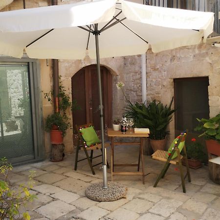 Corte Sagarriga Visconti Giovinazzo Buitenkant foto