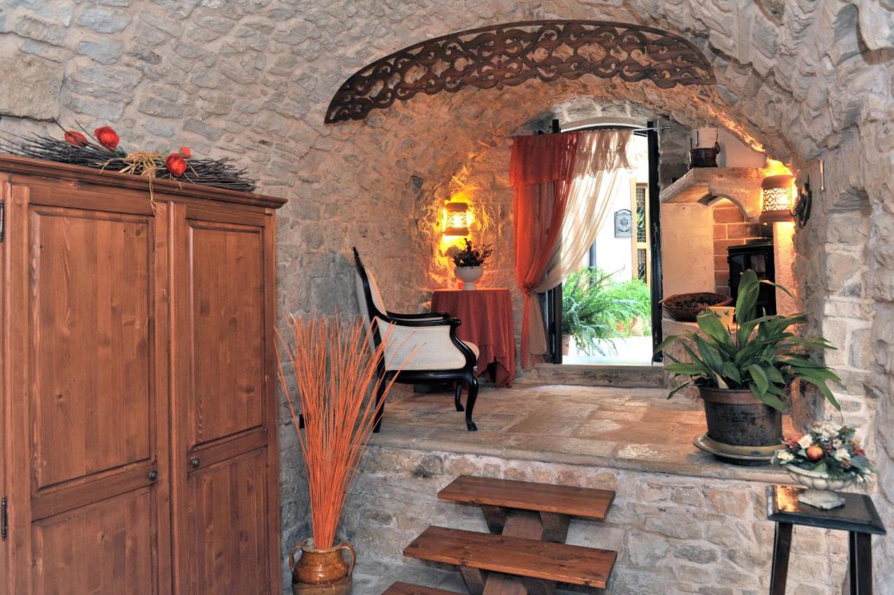 Corte Sagarriga Visconti Giovinazzo Buitenkant foto